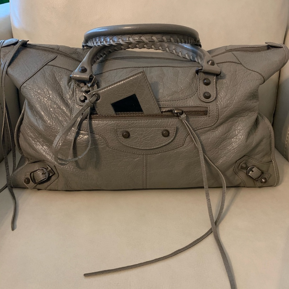 Balenciaga Agneau (Lambskin Leather) Classic Work Tote